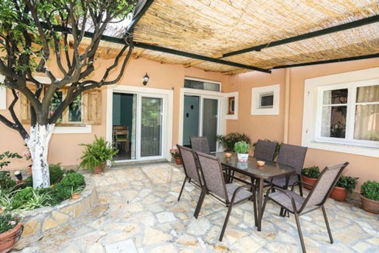 Affittacamere Garden House Kastellani Kastellanoi  Esterno foto