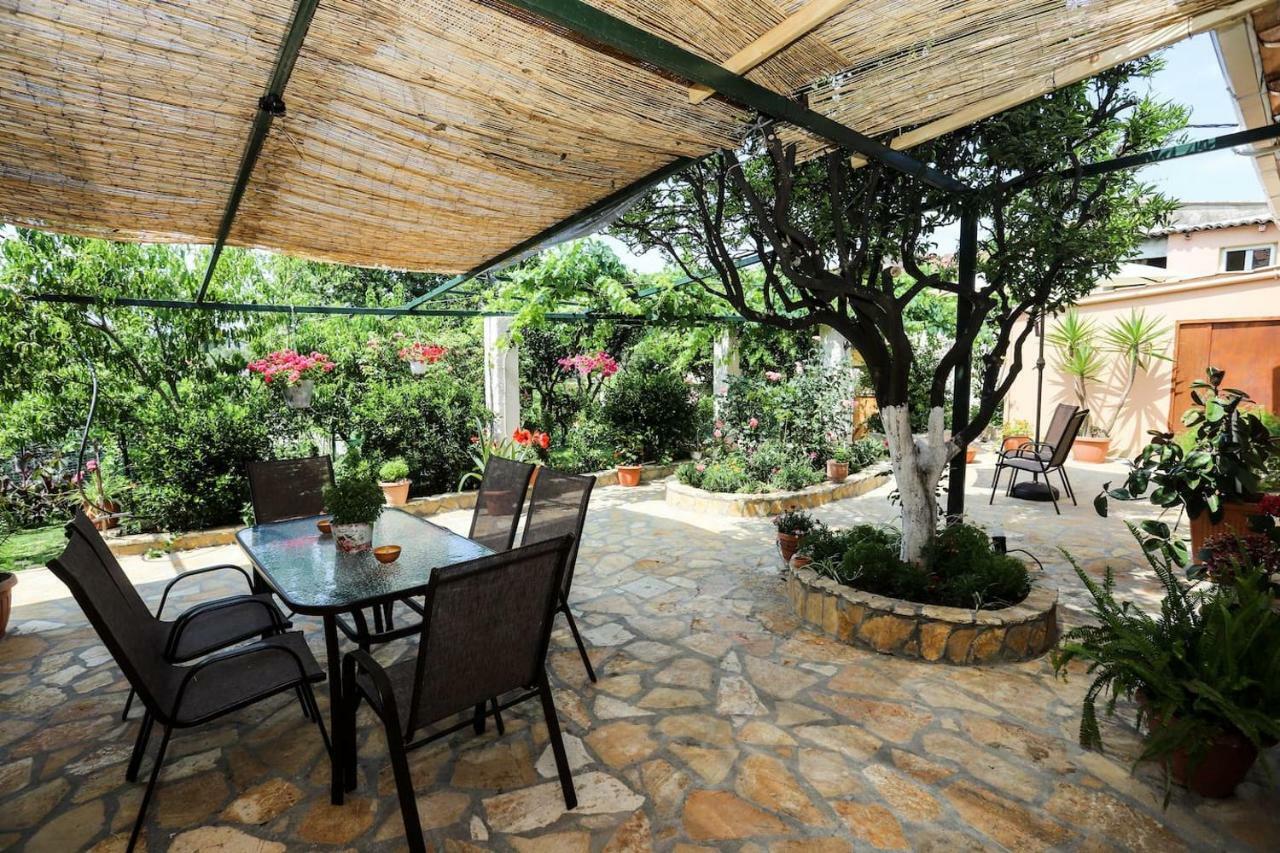 Affittacamere Garden House Kastellani Kastellanoi  Esterno foto