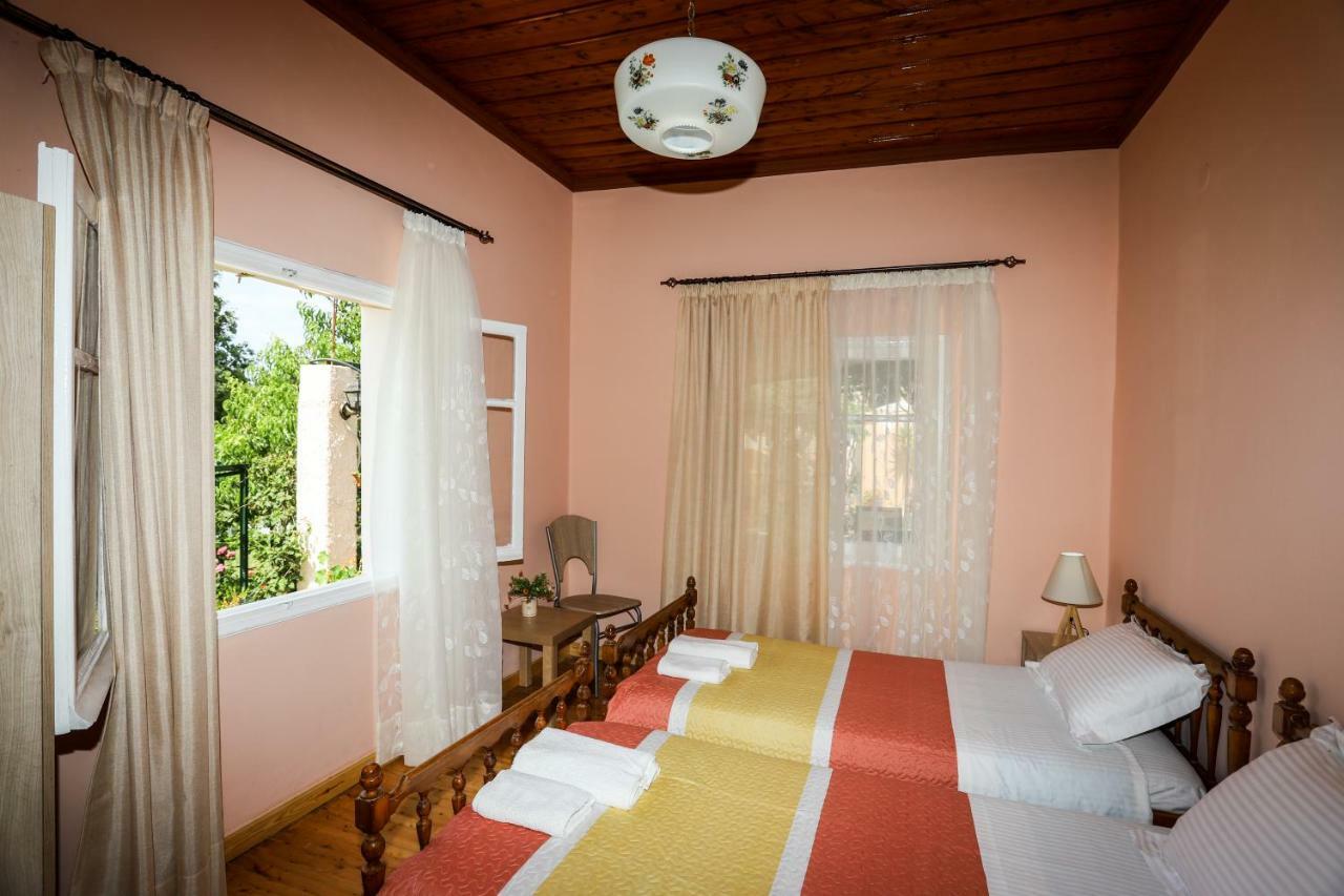 Affittacamere Garden House Kastellani Kastellanoi  Esterno foto